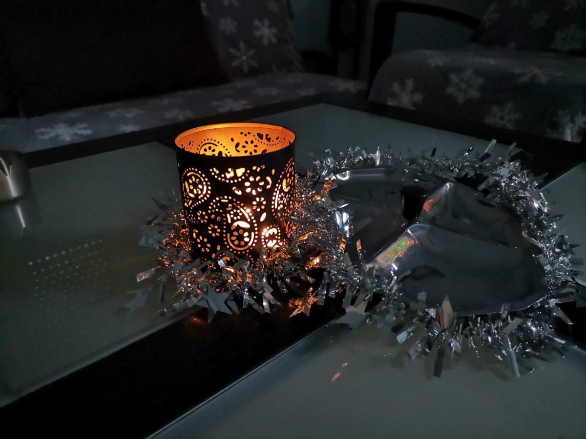 Frasta'S Rose Apartment Plaka  ภายนอก รูปภาพ